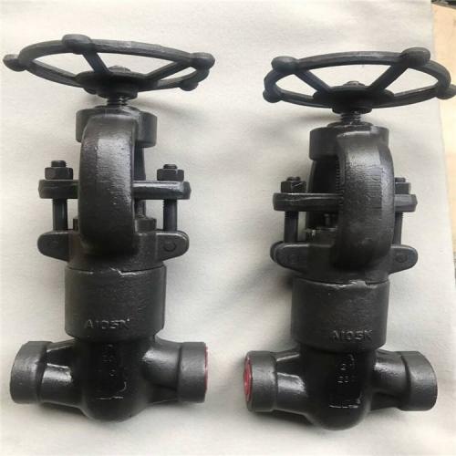 Forged Globe Valve 900LBS - 2500LBS (Pressure Seal Bonnet) Forged Globe Valve 900LBS - 2500LBS (Pressure Seal Bonnet)